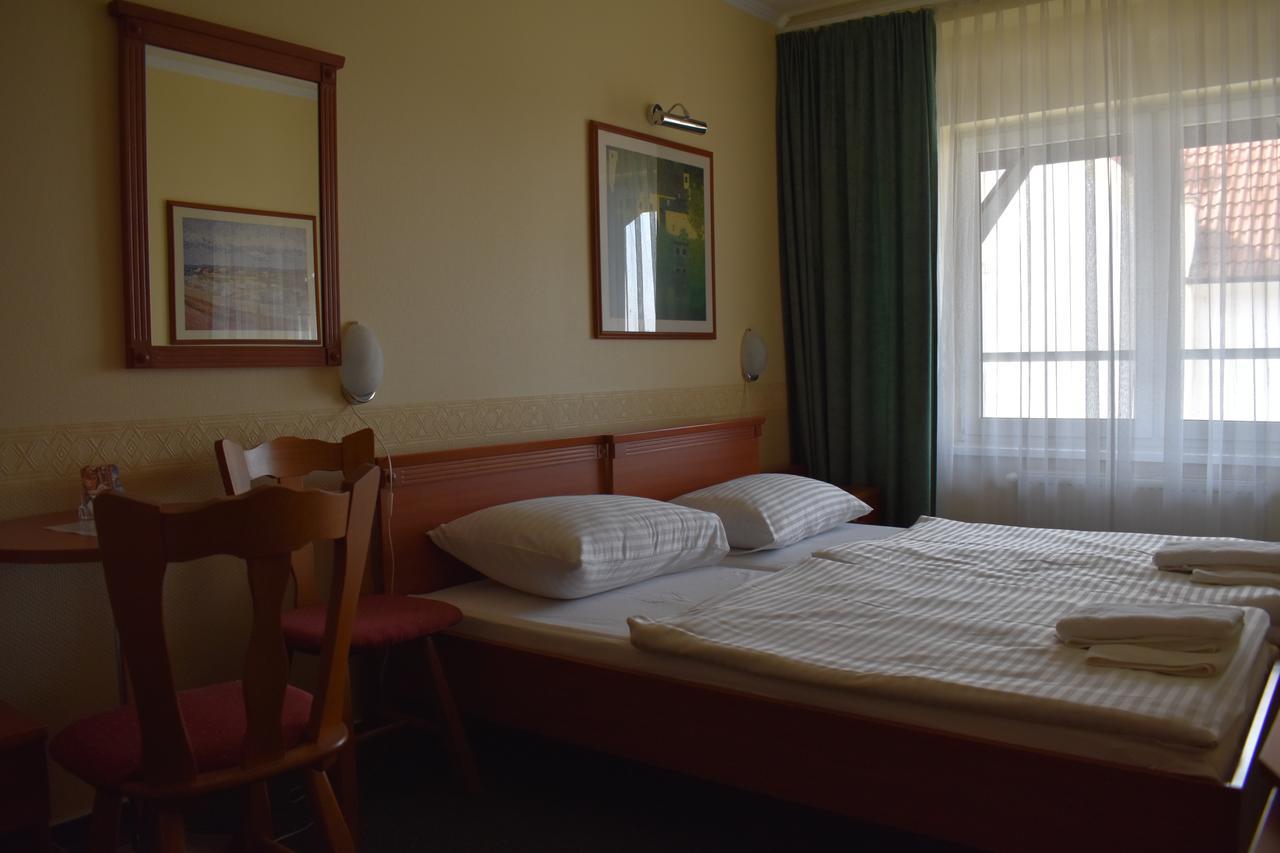 Bed and Breakfast Paprika Panzio Хедьешхалом Экстерьер фото